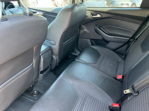 Ford Focus 1.0T EcoBoost Titanium X Auto Euro 6 (s/s) 5dr 25