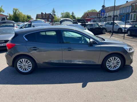 Ford Focus 1.0T EcoBoost Titanium Euro 6 (s/s) 5dr 2