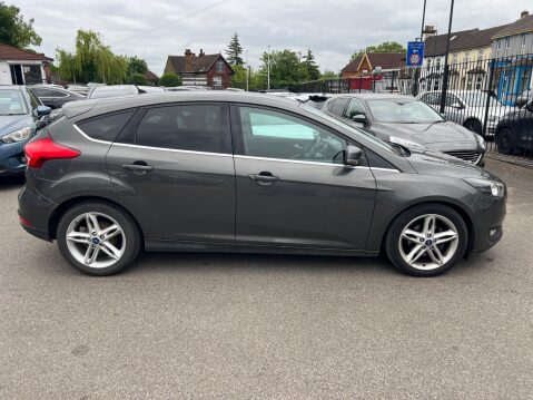 Ford Focus 1.0T EcoBoost Zetec Euro 6 (s/s) 5dr 7