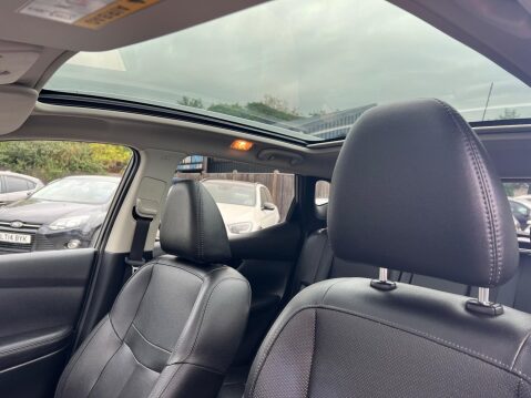 Nissan Qashqai 1.2 DIG-T Tekna 2WD Euro 6 (s/s) 5dr 26