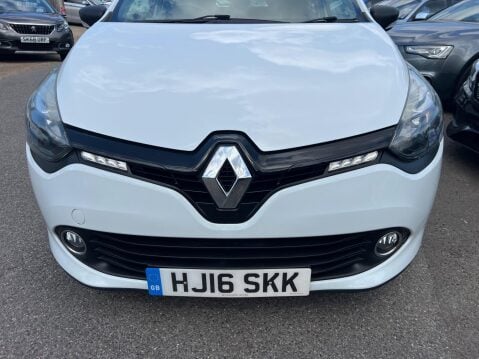 Renault Clio 1.2 16V Play Euro 6 5dr 9