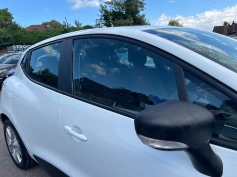 Renault Clio 1.2 16V Play Euro 6 5dr 14