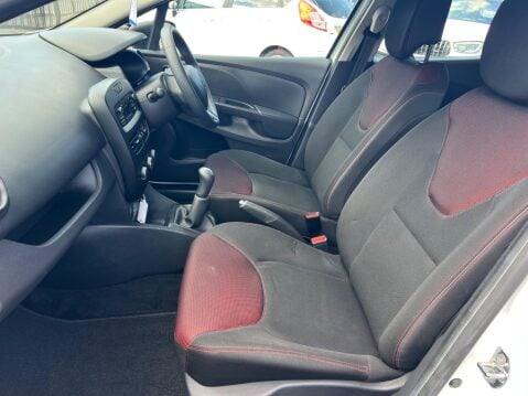 Renault Clio 1.2 16V Play Euro 6 5dr 27