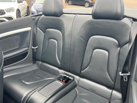 Audi A5 3.0 TDI V6 S line S Tronic quattro Euro 5 (s/s) 2dr 32