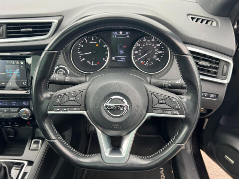 Nissan Qashqai 1.2 DIG-T Tekna+ XTRON Euro 6 (s/s) 5dr 18