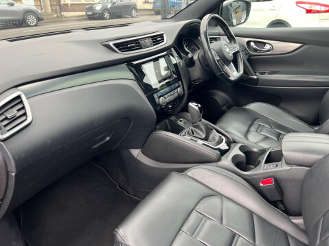 Nissan Qashqai 1.2 DIG-T Tekna+ XTRON Euro 6 (s/s) 5dr 20
