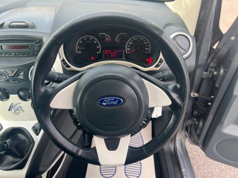 Ford Ka 1.2 Zetec Euro 5 (s/s) 3dr 19
