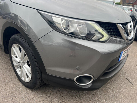 Nissan Qashqai 1.2 DIG-T Acenta 2WD Euro 6 (s/s) 5dr 12