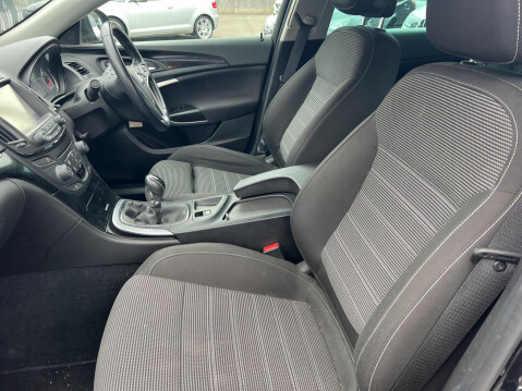 Vauxhall Insignia 1.8i SRi Nav Euro 6 5dr 13
