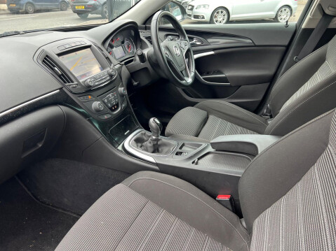 Vauxhall Insignia 1.8i SRi Nav Euro 6 5dr 12