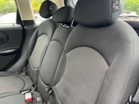 Mini Countryman 1.6 One Euro 6 (s/s) 5dr 17