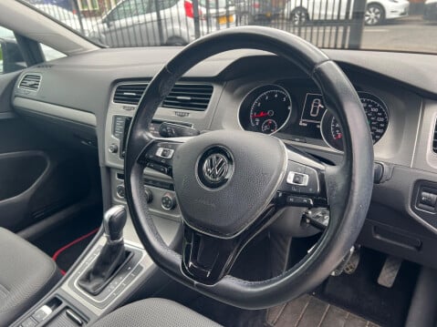 Volkswagen Golf 1.4 TSI BlueMotion Tech SE DSG Euro 5 (s/s) 5dr 10