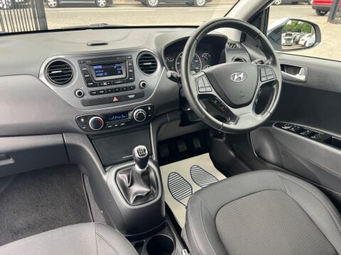 Hyundai i10 1.0 Premium Euro 6 5dr 18