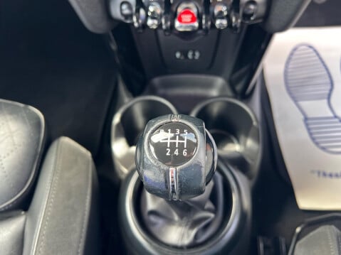 Mini Hatch 1.2 One Euro 6 (s/s) 5dr 33