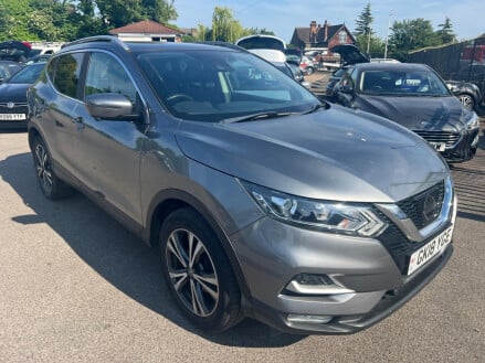 Nissan Qashqai 1.2 DIG-T N-Connecta Euro 6 (s/s) 5dr