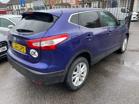 Nissan Qashqai 1.2 DIG-T Acenta Premium 2WD Euro 5 (s/s) 5dr 6
