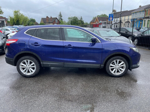 Nissan Qashqai 1.2 DIG-T Acenta Premium 2WD Euro 5 (s/s) 5dr 7