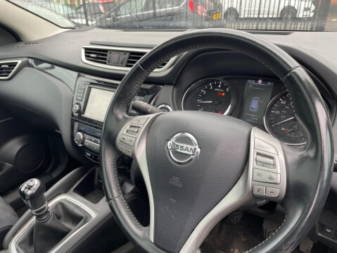 Nissan Qashqai 1.2 DIG-T Acenta Premium 2WD Euro 5 (s/s) 5dr 13
