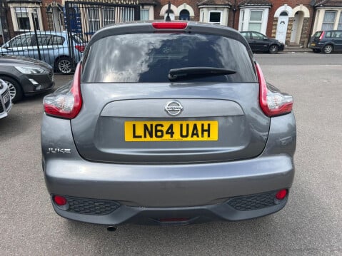 Nissan Juke 1.2 DIG-T Acenta Euro 5 (s/s) 5dr Euro 5 5