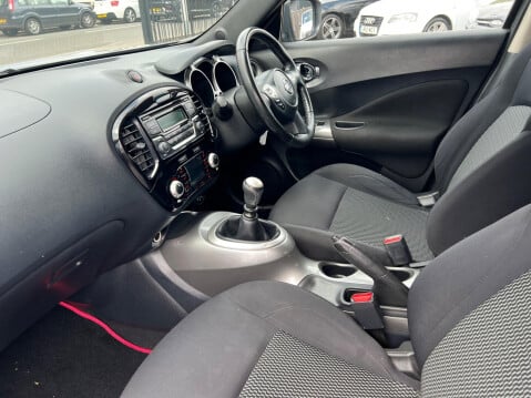Nissan Juke 1.2 DIG-T Acenta Euro 5 (s/s) 5dr Euro 5 22