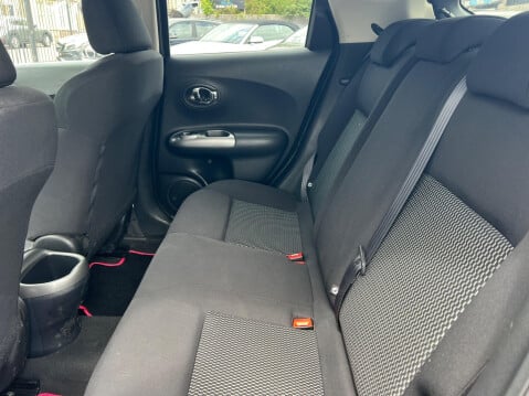 Nissan Juke 1.2 DIG-T Acenta Euro 5 (s/s) 5dr Euro 5 27