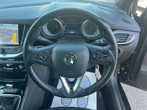 Vauxhall Astra 1.4i Turbo SRi Nav Euro 6 5dr 18