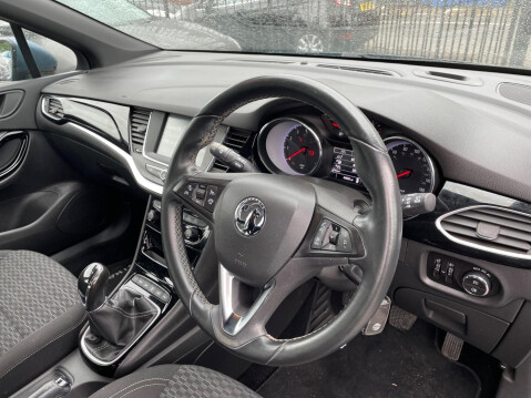 Vauxhall Astra 1.4i Turbo SRi Euro 6 5dr 12