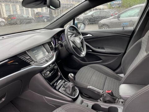 Vauxhall Astra 1.4i Turbo SRi Euro 6 5dr 16