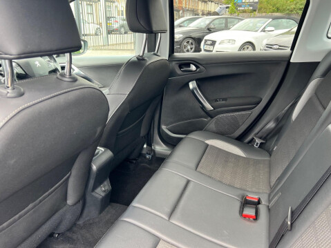 Peugeot 2008 1.2 PureTech Allure Euro 6 (s/s) 5dr 25