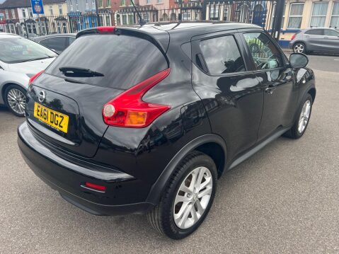 Nissan Juke 1.6 Acenta Premium CVT Euro 5 5dr 6