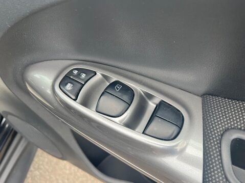 Nissan Juke 1.6 Acenta Premium CVT Euro 5 5dr 30