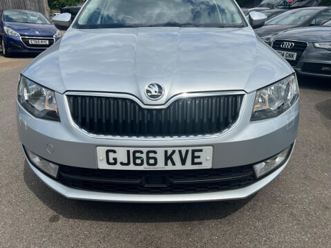 Skoda Octavia 2.0 TDI SE L DSG Euro 6 (s/s) 5dr 9