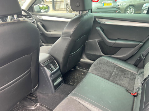 Skoda Octavia 2.0 TDI SE L DSG Euro 6 (s/s) 5dr 16