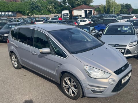 Ford S-Max 2.0 TDCi Titanium Euro 5 5dr 8