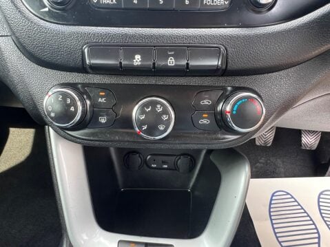 Kia Ceed 1.4 SR7 Euro 5 5dr 29