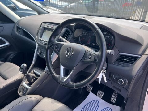 Vauxhall Zafira 1.4i Turbo SRi Nav Euro 6 5dr 18