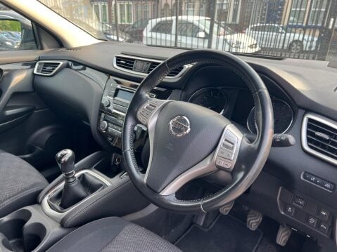 Nissan Qashqai 1.2 DIG-T Acenta 2WD Euro 5 (s/s) 5dr 11