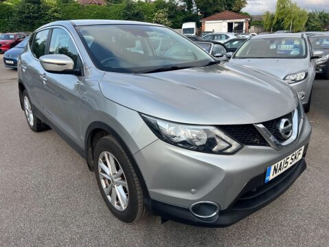 Nissan Qashqai 1.2 DIG-T Acenta 2WD Euro 5 (s/s) 5dr 1