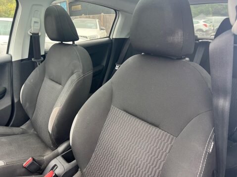 Peugeot 208 1.2 VTi PureTech Style Euro 6 5dr 13