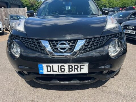 Nissan Juke 1.2 DIG-T Tekna Euro 6 (s/s) 5dr 9