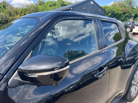 Nissan Juke 1.2 DIG-T Tekna Euro 6 (s/s) 5dr 15