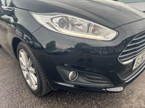 Ford Fiesta 1.0T EcoBoost Titanium Euro 6 (s/s) 5dr 12