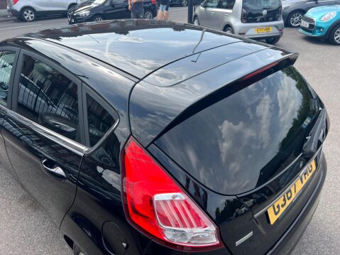 Ford Fiesta 1.0T EcoBoost Titanium Euro 6 (s/s) 5dr 17