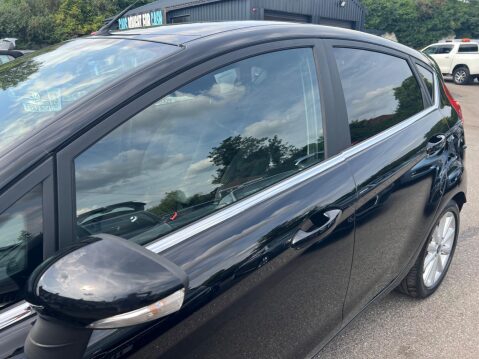 Ford Fiesta 1.0T EcoBoost Titanium Euro 6 (s/s) 5dr 15