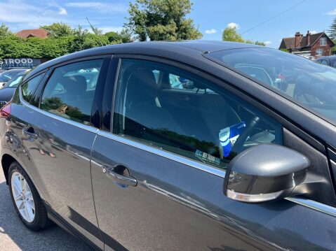 Ford Focus 1.0T EcoBoost Zetec Auto Euro 6 (s/s) 5dr 14