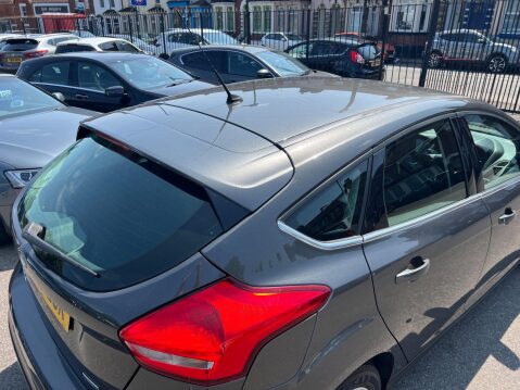 Ford Focus 1.0T EcoBoost Zetec Auto Euro 6 (s/s) 5dr 16