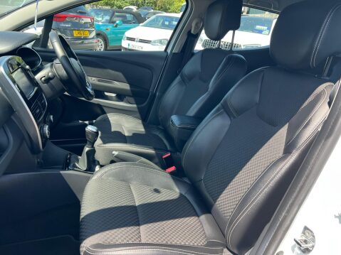 Renault Clio 0.9 TCe Dynamique S Nav Euro 6 (s/s) 5dr 27