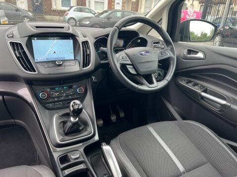 Ford Grand C-Max 1.0T EcoBoost Titanium X Euro 6 (s/s) 5dr 21