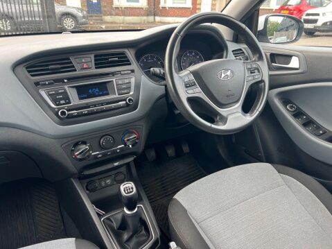 Hyundai i20 1.2 Blue Drive SE Euro 6 (s/s) 5dr 12