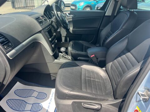 Skoda Yeti 2.0 TDI Elegance DSG 4WD Euro 5 5dr 21